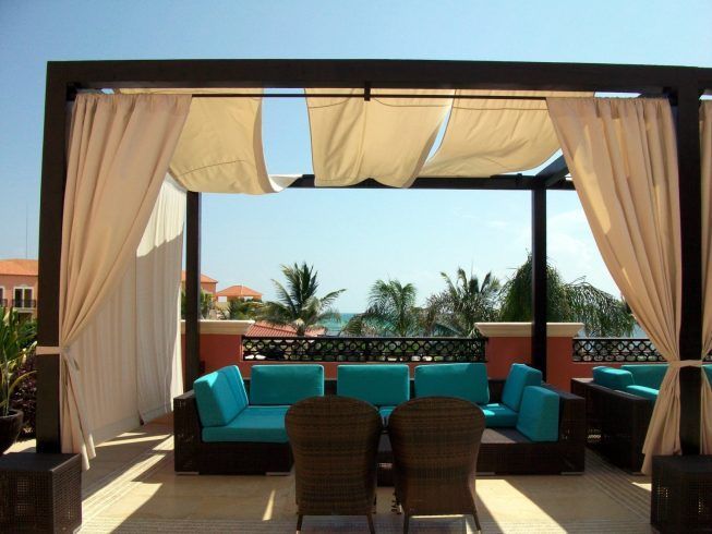 Pérgola para zona de sombra en tu jardín