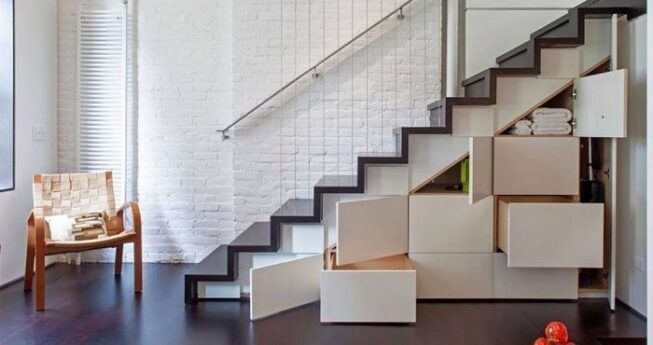 Escalera multifuncional
